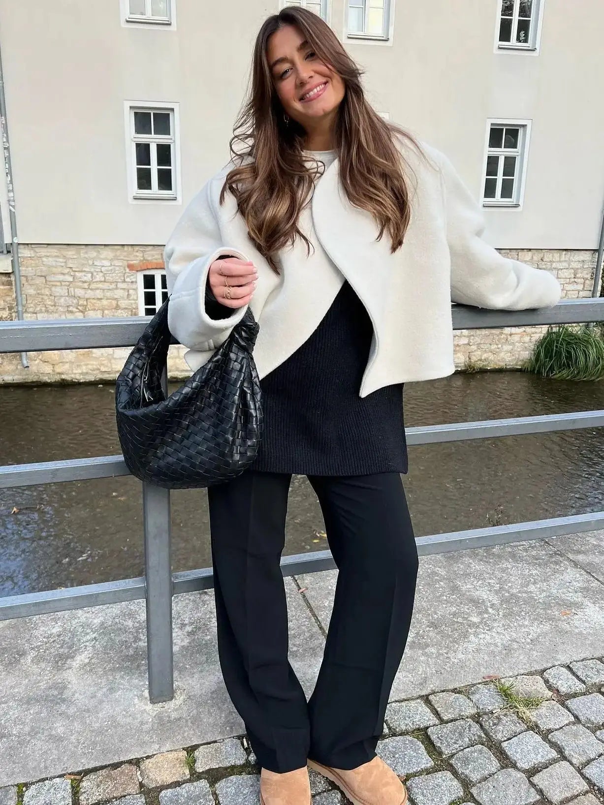 Damjacka i Ull med Quiltat Foder Elegant Stoppad Design-3