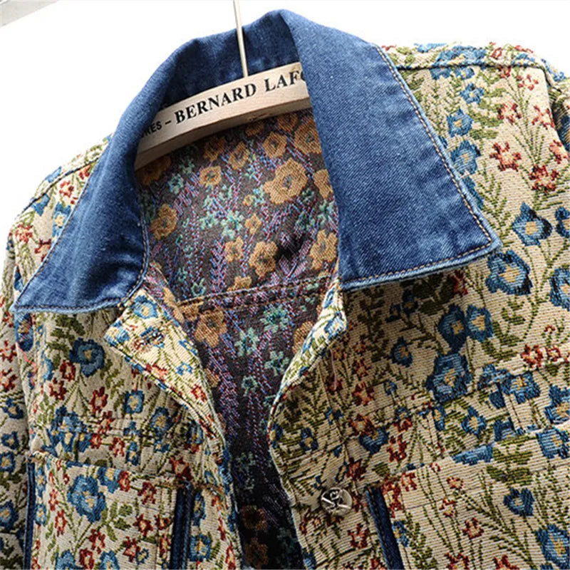 Dam Jeanjacka med Jacquardbroderi i 100% Bomull-5