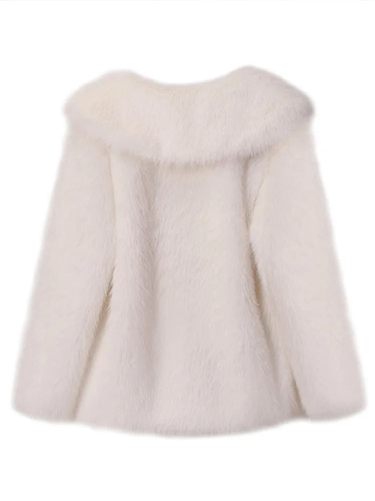 Dam Kappa Slim Figurbetonad Faux Päls-5