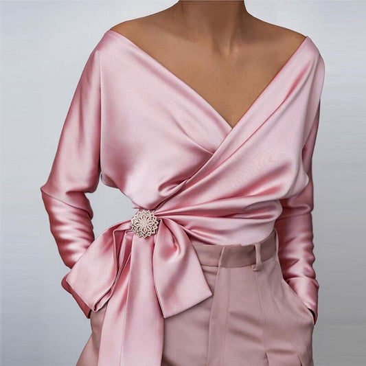 Dam Blus Satin V-hals Elegant Normal Passform 1