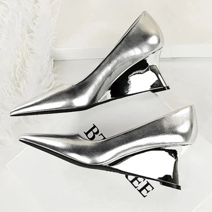 Variant image for Kvinnors Kilskor Kilklack Glänsande Läder Spetsig Tå-1