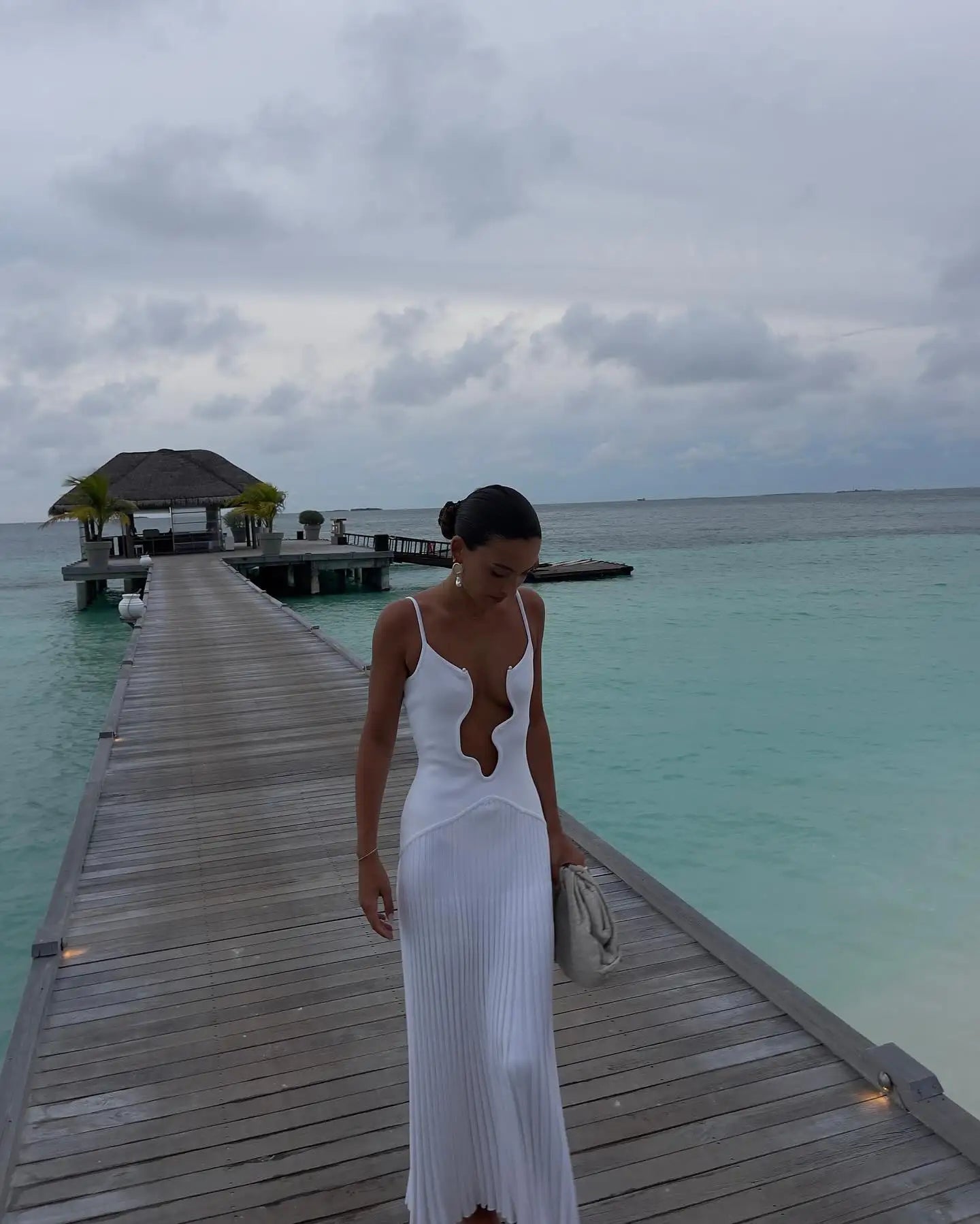 Variant image for Fina Dam Klänningar V-ringning Lätt Material-4