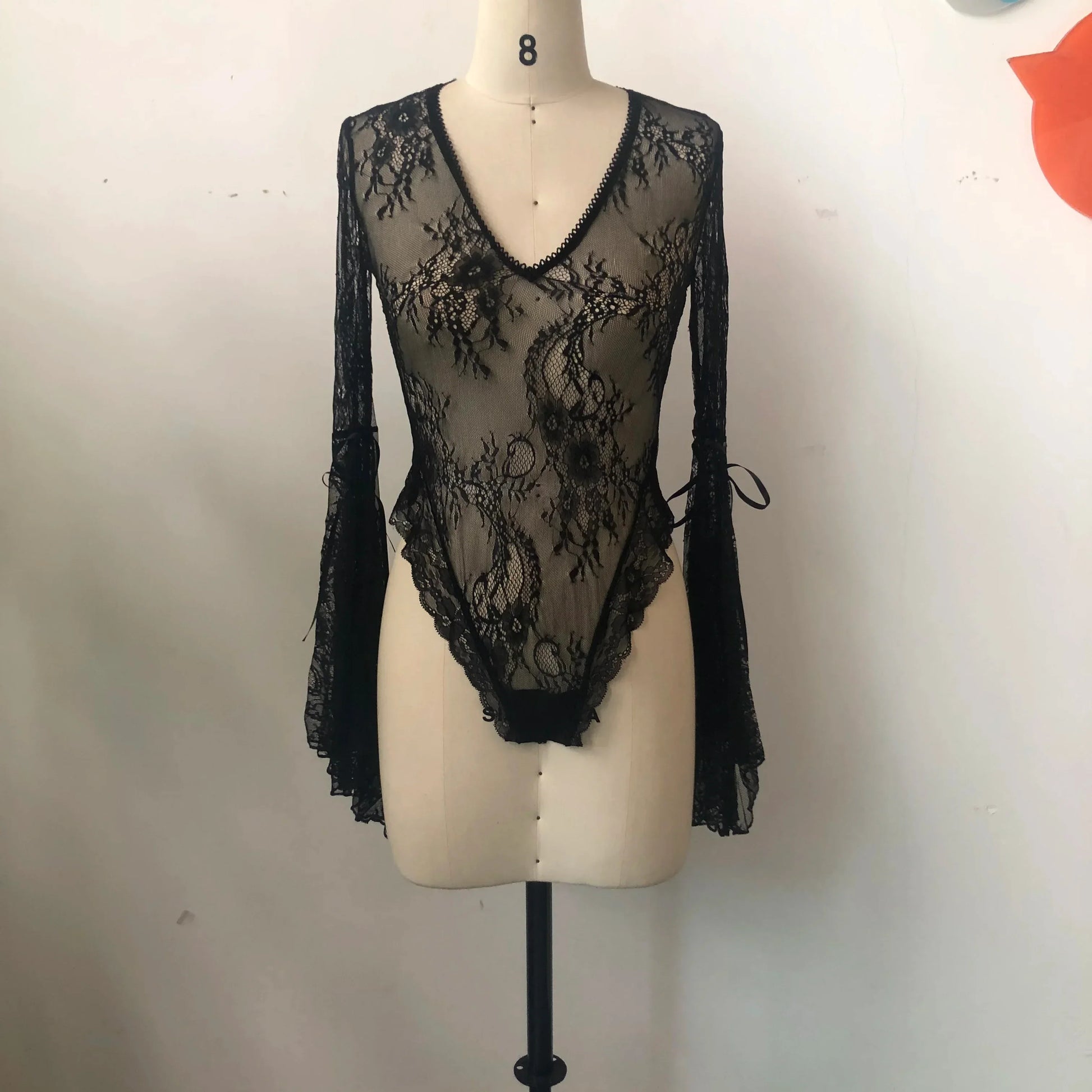 Variant image for Dam Bodysuit Off-Shoulder Monokrom Polyester-11
