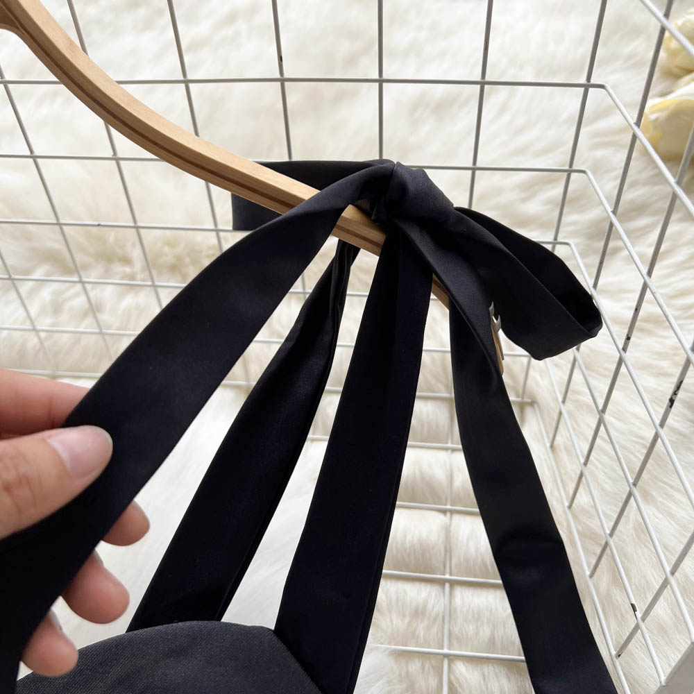 Blommigt Broderi Kvinna Kort Set i Mjuk Spandex – Topp och Minikjol för Sommarfester och Avslappnade Dagar 3