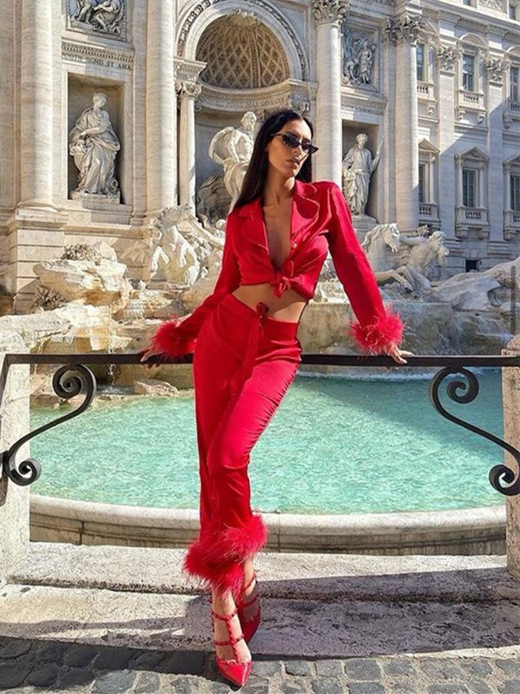 Damset Satin med Fjädrar V-ringning-5