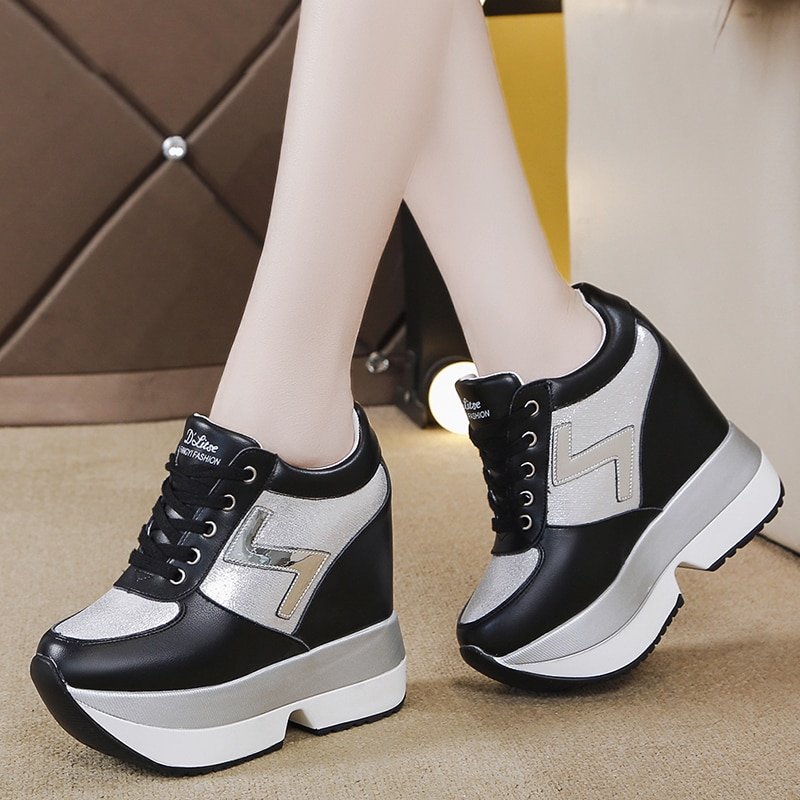 Kvinnors Sneakers Höga Klackar Syntetiskt Läder-3