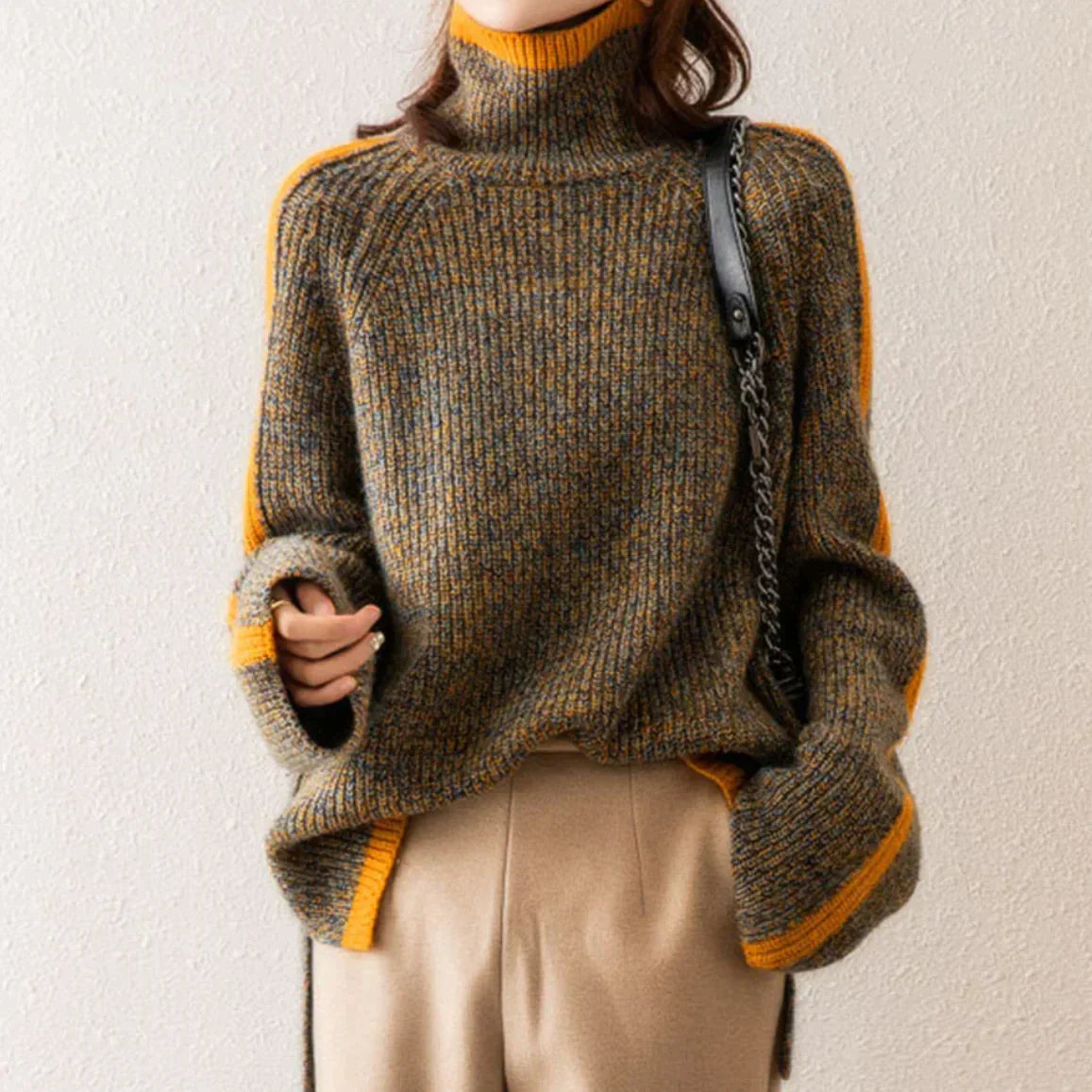 Dam Turtleneck Tröja Överdimensionerad i Mjuk Material med Orange Ränder-2