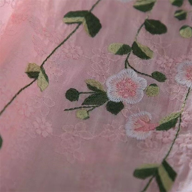 Dam Blus V-neck Mikrofiber med Blomsterbroderi-3