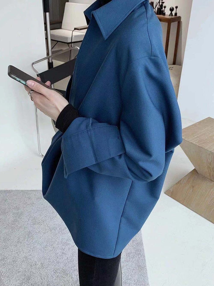 Avslappnad V-Neck Blus för Dam i Vit Polyester med Långa Ärmar – Mångsidig och Bekväm Blus 1