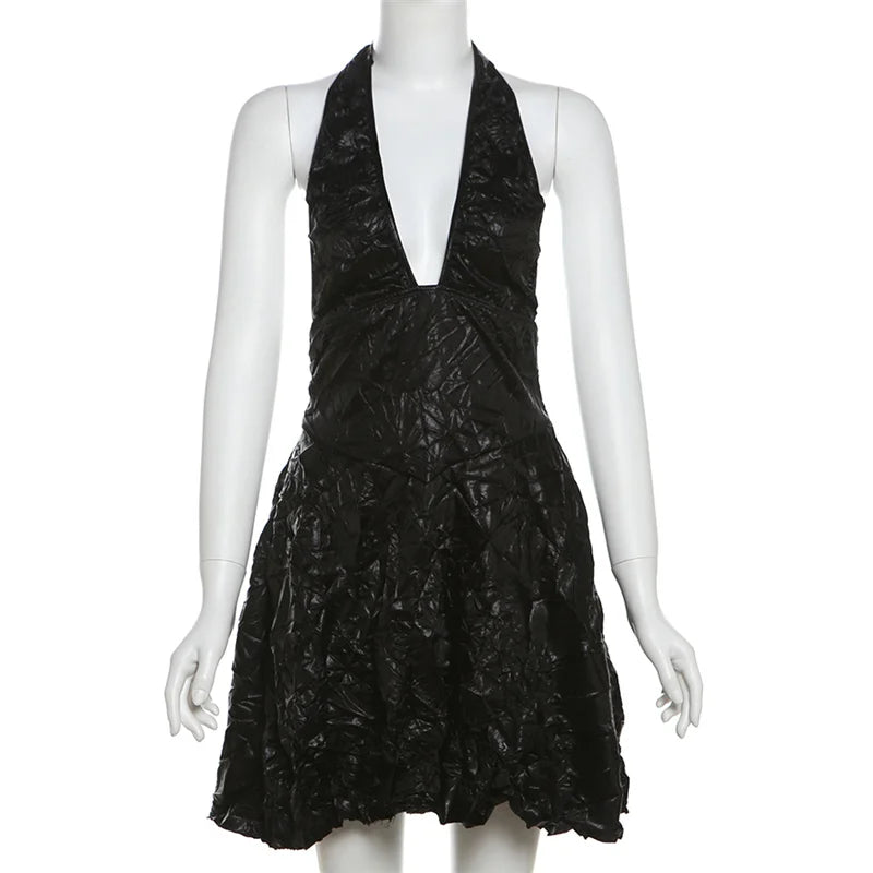 Mini Klänning för Kvinnor med V-ringning – A-linjeformad, Polyester, Smickrande Veck, Perfekt för Sommarfester 1