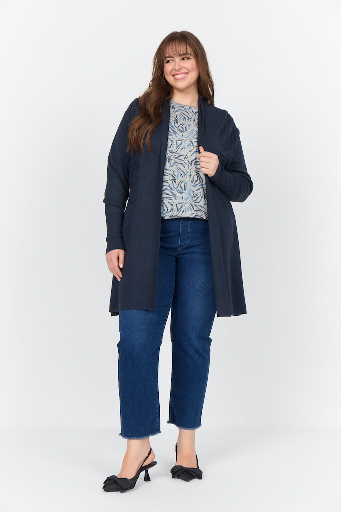 Plus Size Lång Kofta med Öppen Front och Långa Ärmar, Lenzing Ecovero Material, Lös Passform för Komfort 3