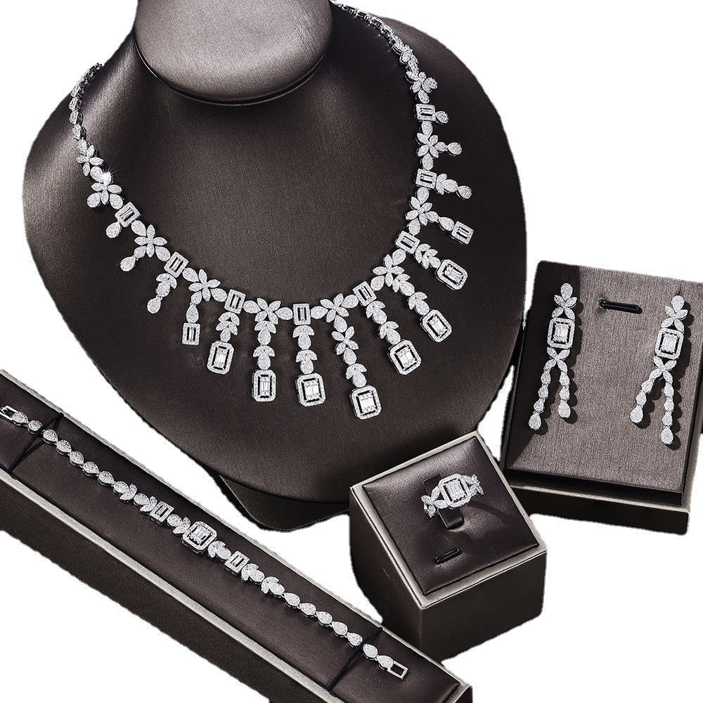 Kvinnors Smyckeset Halsband Örhängen Armband Ring i Koppar med Zirkonium-5