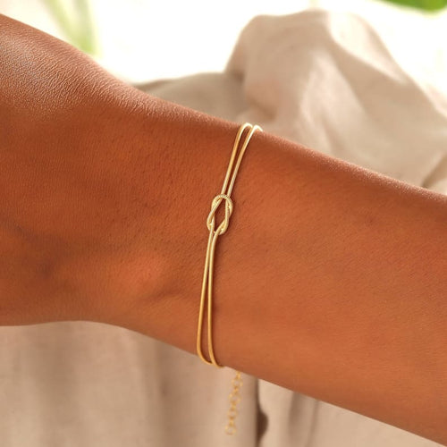 Unisex Minimalistiskt Armband med Kärleksnod i Rostfritt Stål – Justerbar, Vattentålig, Hypoallergen, Silver 1