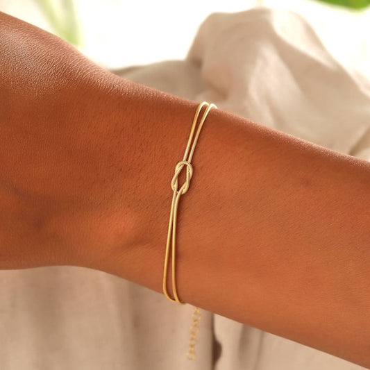 Unisex Minimalistiskt Armband med KĂ€rleksnod i Rostfritt StĂ„l â Justerbar, VattentĂ„lig, Hypoallergen, Silver 1