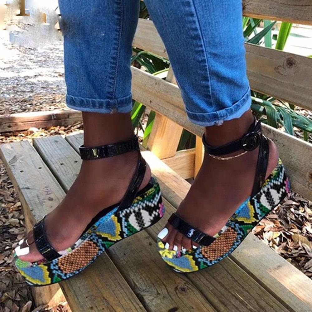 Dam Gladiatorsandaler Platt Kilhäl PU med Ormmönster-3