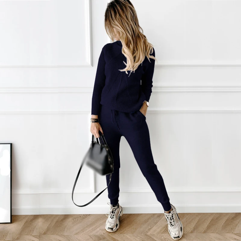 Dam Loungewear Set Randig Turtleneck och Elastiska Byxor Mjuk Blandning 10