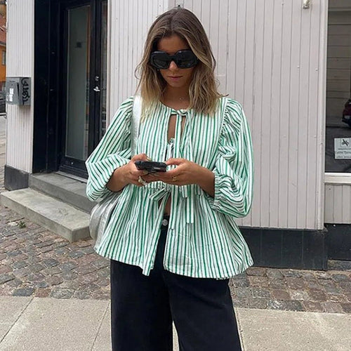 Dam Blus med Puffhylsor Randig Design Lätt Tyg-1