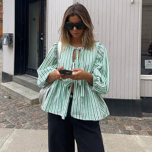 Dam Blus med Puffhylsor Randig Design LĂ€tt Tyg-1