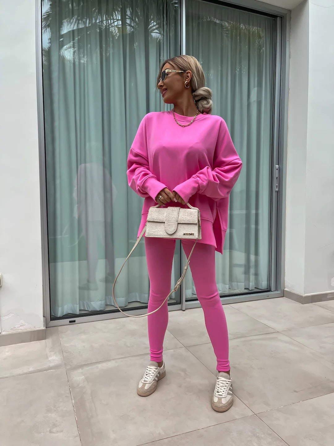 Kvinnors Avslappnad Vinteruppsättning med Långa Ärmar – Hållbar Polyester, Modern Design för Kalla Dagar 13