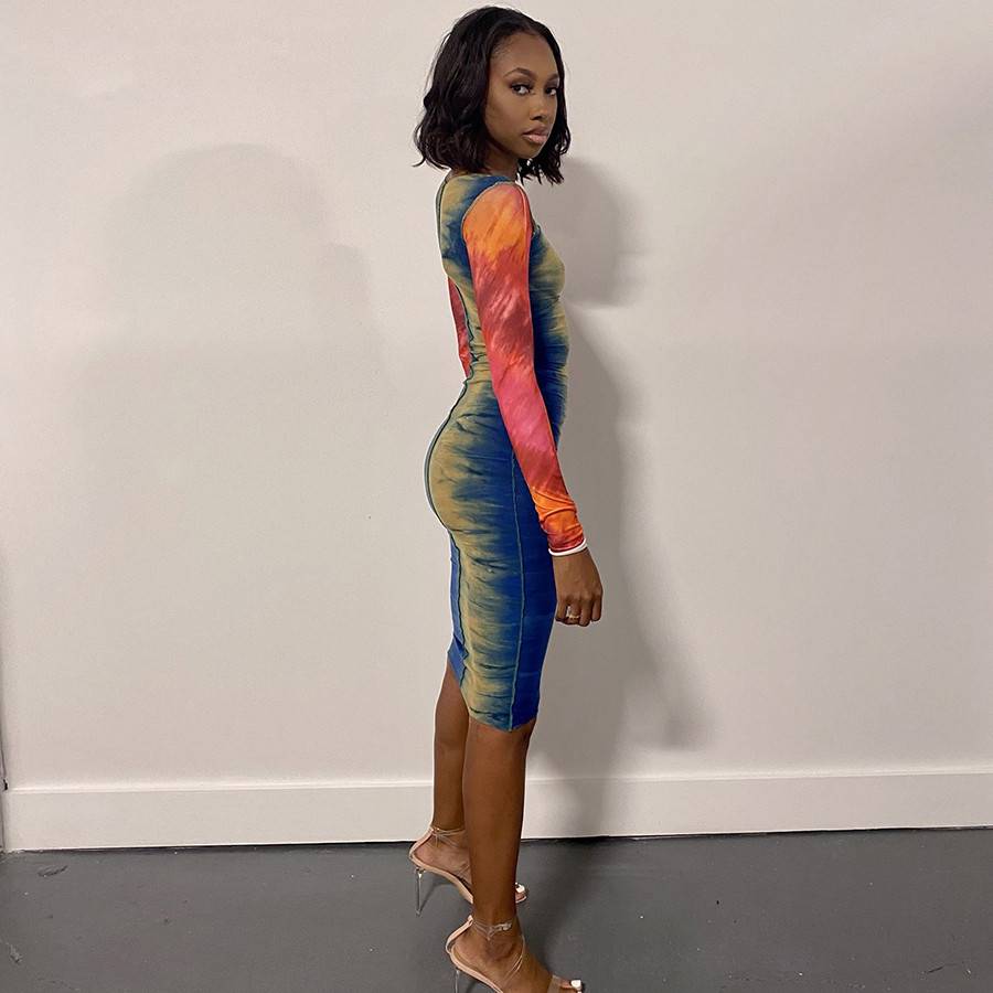 Fina Damklänningar Midi Långärmad Batikdesign i Polyester – Perfekt för Vardag och Fest 3