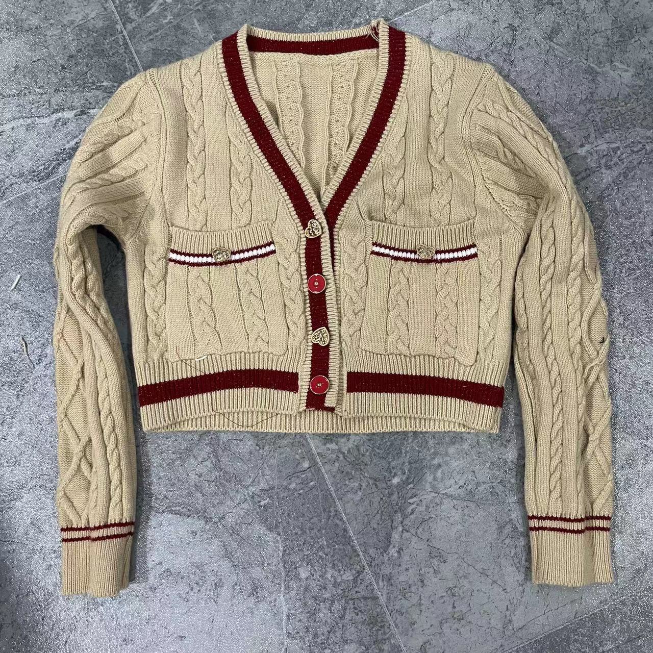 Lång Stickad Kofta för Dam i Akryl – Modern Cardigan för Kalla Dagar, Perfekt för Lager-på-Lager Styling 3