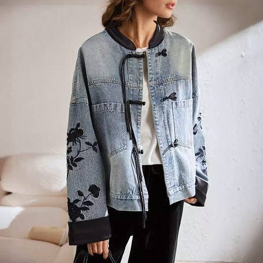Dam Jeanjacka Vintage Stil 100% Organisk Denim med Broderade Blomdetaljer-1
