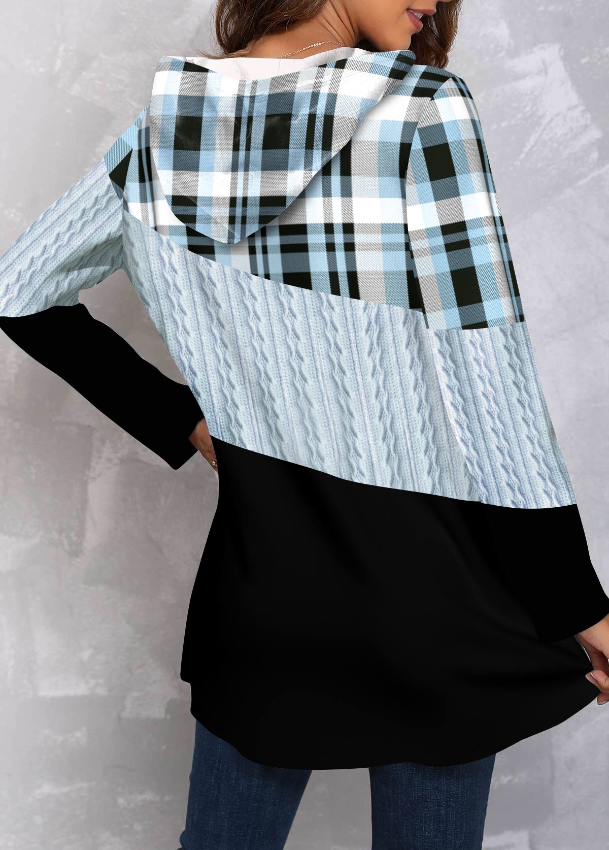 Huvtröja Dam med Tartan Mönster – Lätt och Andningsbart Material, Normal Passform, Perfekt för Vardagsbruk 4