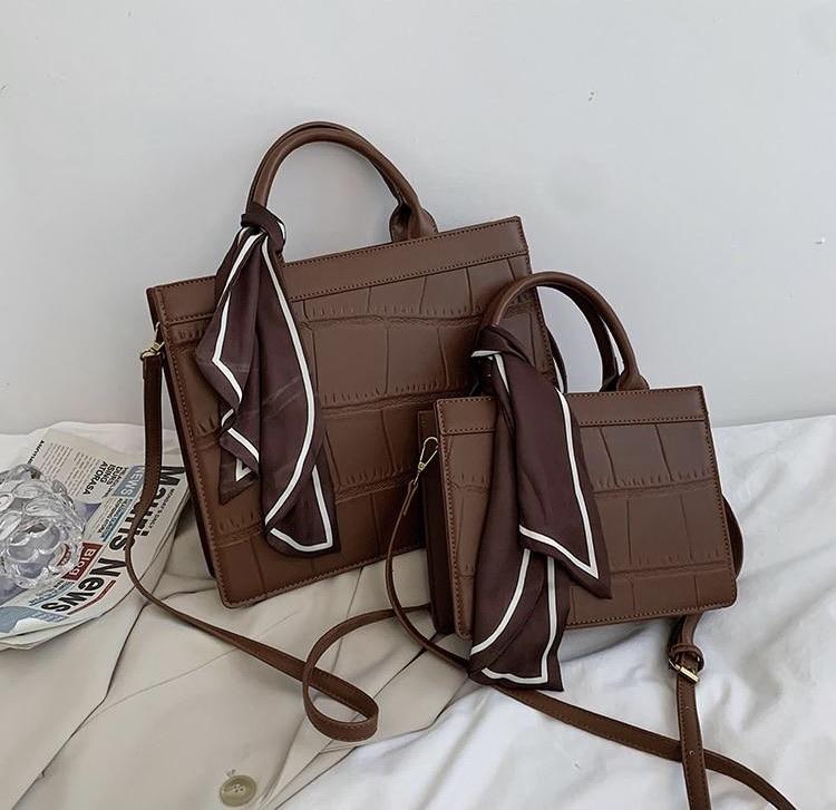 Dam Liten Handväska Krokodilutseende Ekoläder med Gyllene Detaljer-4