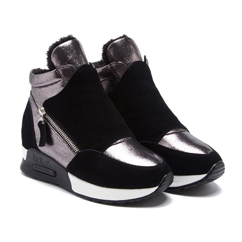 Dam Sneakers med Medelstor Kilhäl i Mocka och Plysch – Bekväm och Elegant Design för Vardag och Fest 2