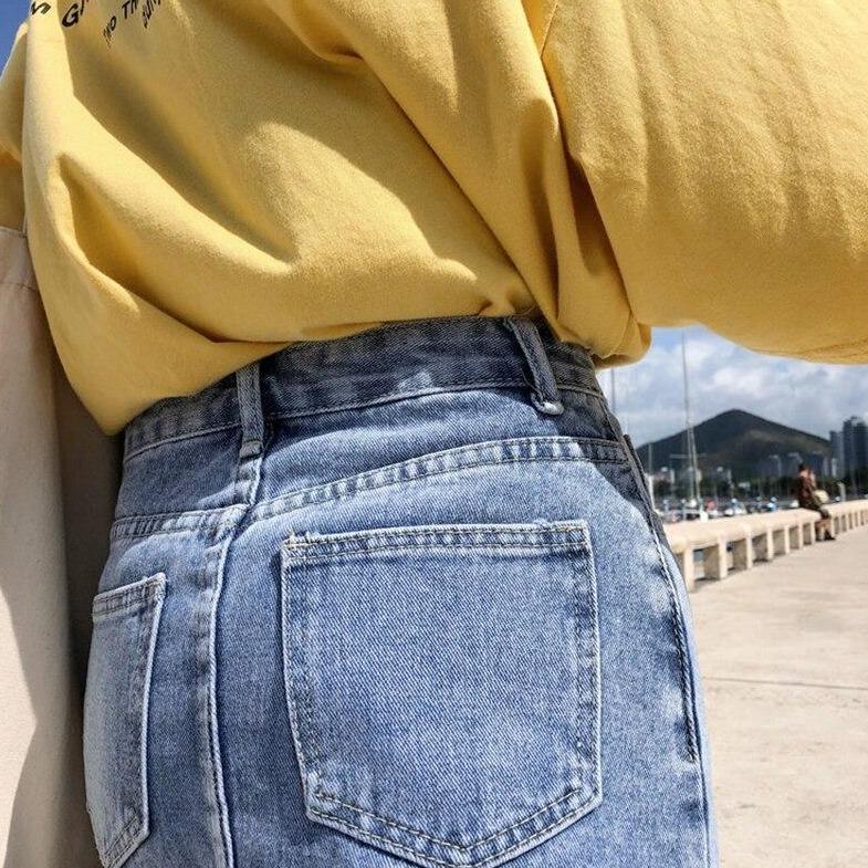 Kort Jeanskjol Dam A-Line Denim med Fransar – Klassisk Blå, Smickrande Passform och Praktiska Fickor 2