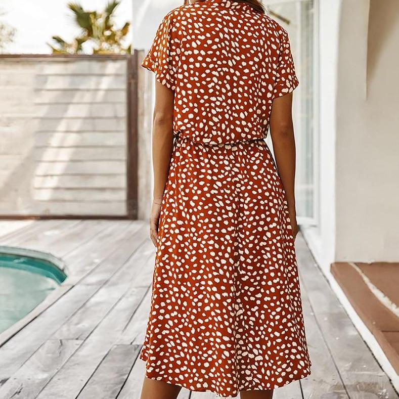 Midi Damklänning med Djurtryck och Löst Snitt i Polyester – Perfekt för Sommardagar, Finns i Flera Färger 3