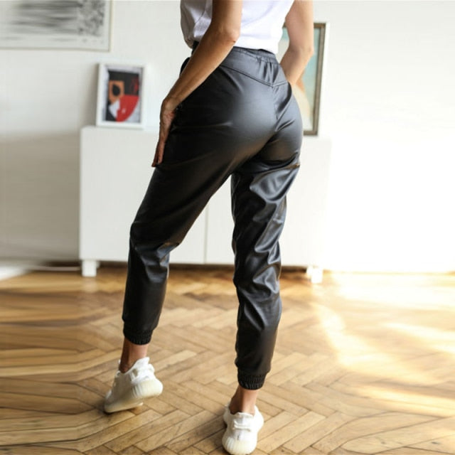 Variant image for Dam Joggerbyxor Slim Fit Syntetiskt Läder-1