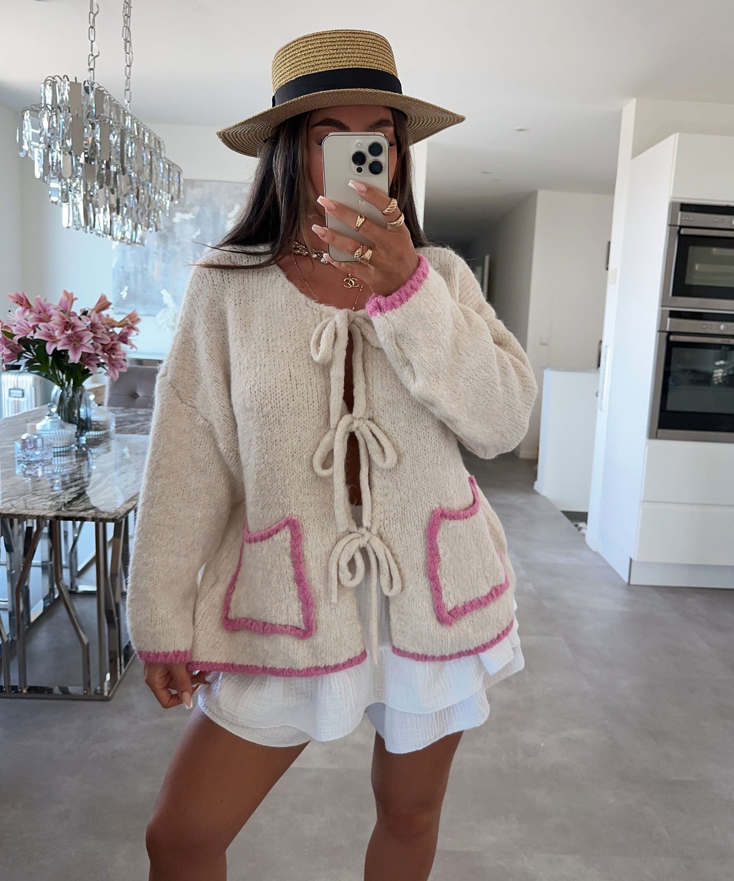 Vit Dam Blus med Slipsdetalj Mjuk Polyester-1