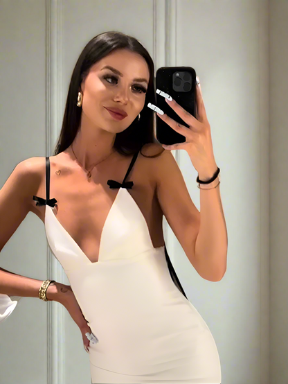 Kvinnoklänning Lång V-halslinje Med Knut Spetsdetalj Högkvalitativt Tyg-2