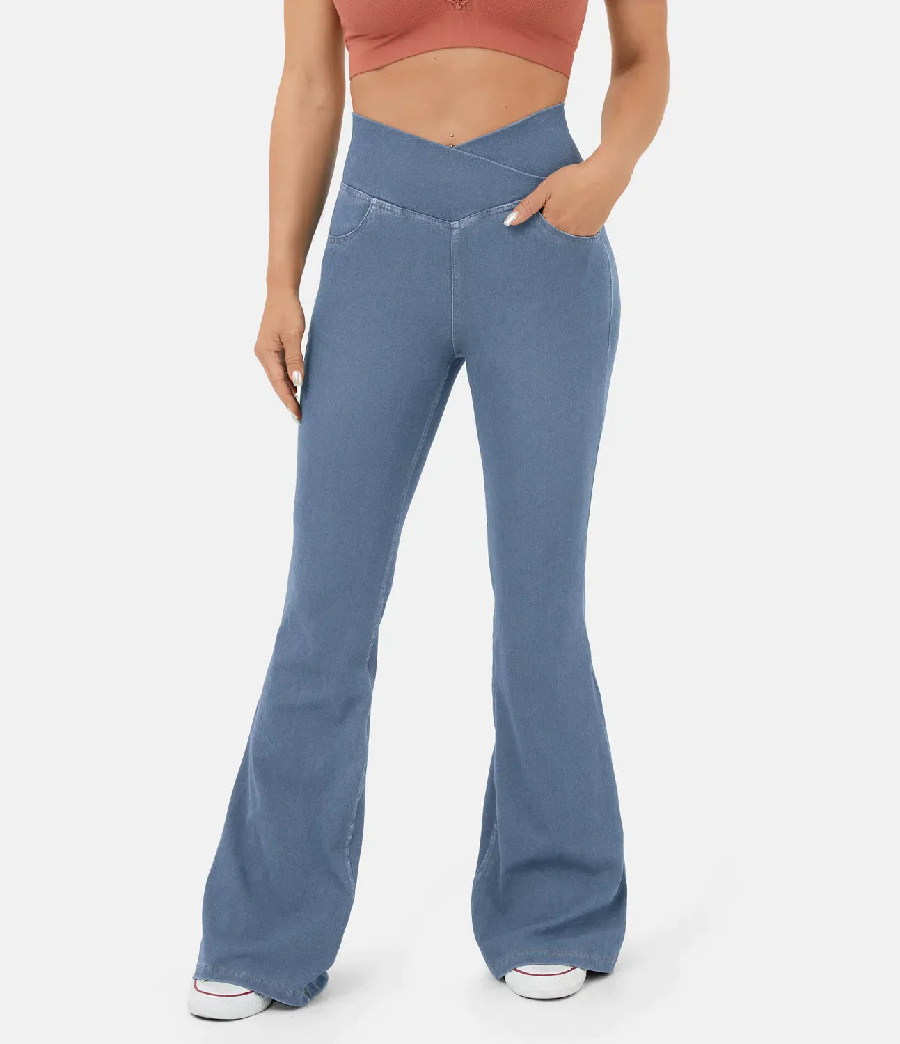 Hög Midja Jeans Dam med Korsat Förbund – Mjuk Bomull, Flexibel Passform, Praktiska Fickor, Storlekar S-XL 3