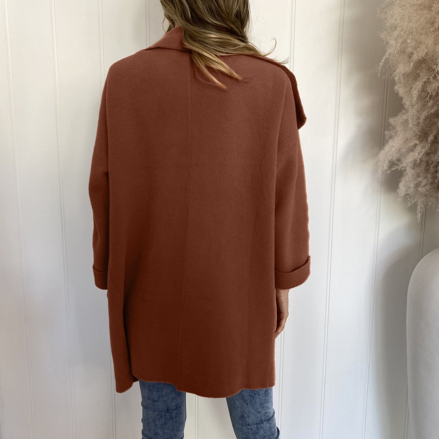 Lång Vinterrock Dam i Högkvalitativ Polyester och Ull – Varm och Bekväm Passform för Kalla Dagar 4