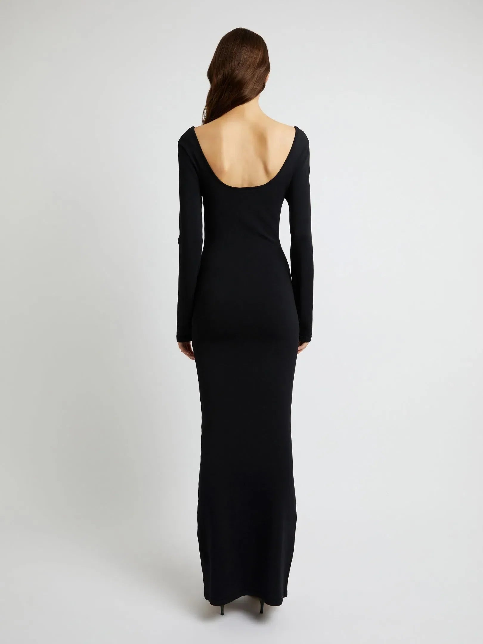 Elegant Klänning i Lyxigt Tyg för Kvinnor – Tidlös Design för Alla Tillfällen, Normal Passform, Maskintvättbar 2