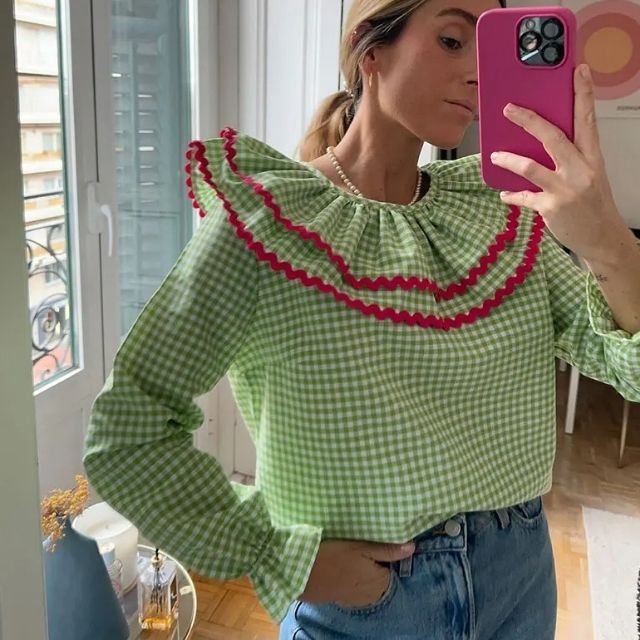 Dam Blus Rutig O-hals 100% Bomull med Rufsad Trim 1