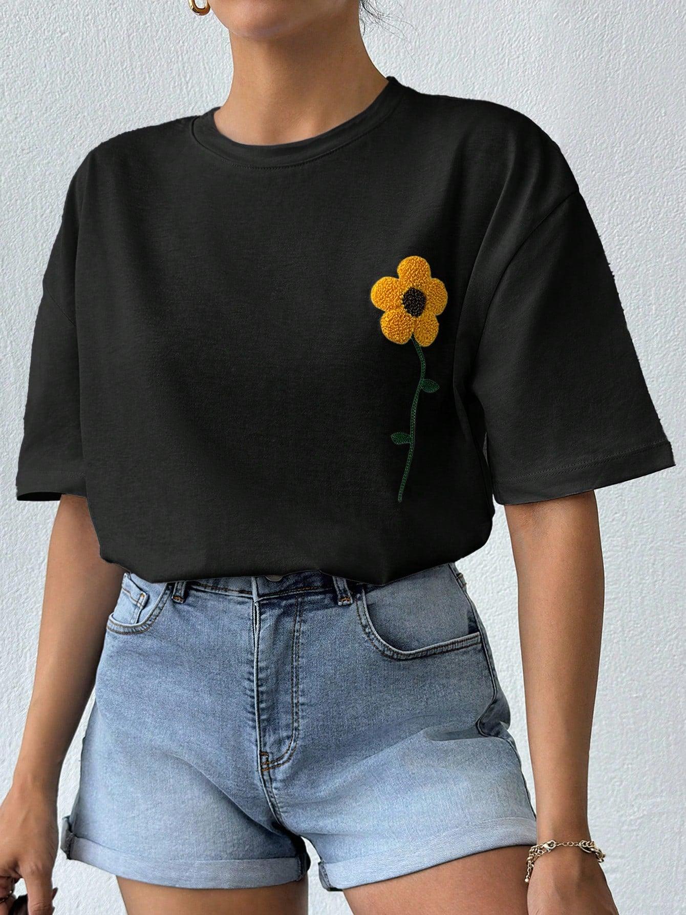 Dam T-shirt med Broderade Blommor i Bomull – Casual Passform och Andningsbart Material 1
