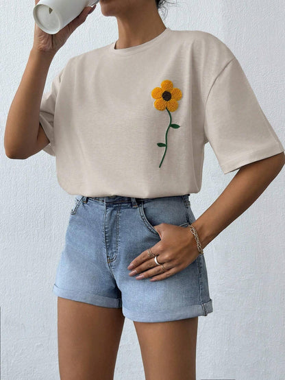 Dam T-shirt med Broderade Blommor i Bomull – Casual Passform och Andningsbart Material 3