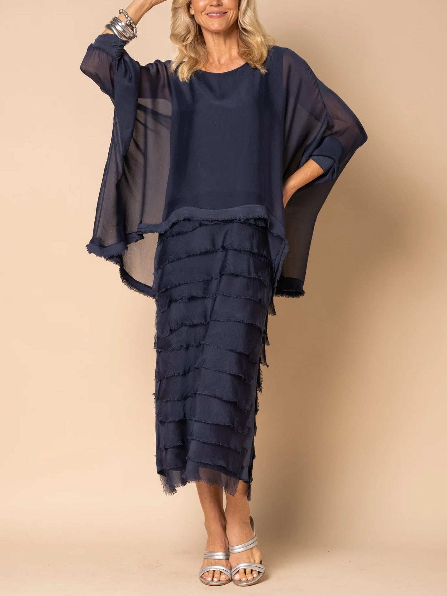 Variant image for Kvinna A-linjeformad Klänning med Fransar Polyester Elastan-1