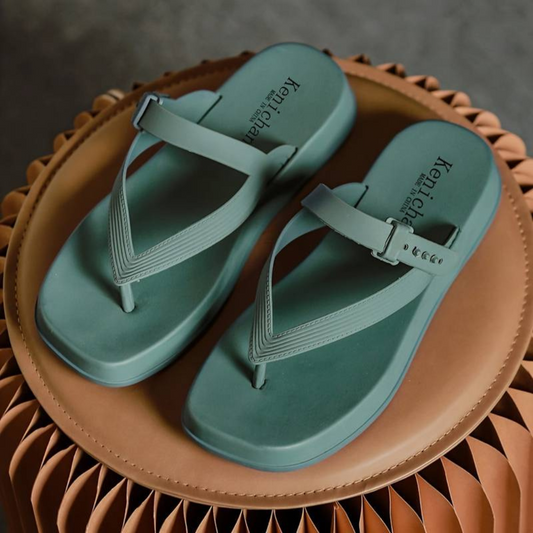 Kvinnors Bekväma Flip Flops med Tåavskiljare i Gummi – Lätta Sandaler för Strand och Sommaraktiviteter 1