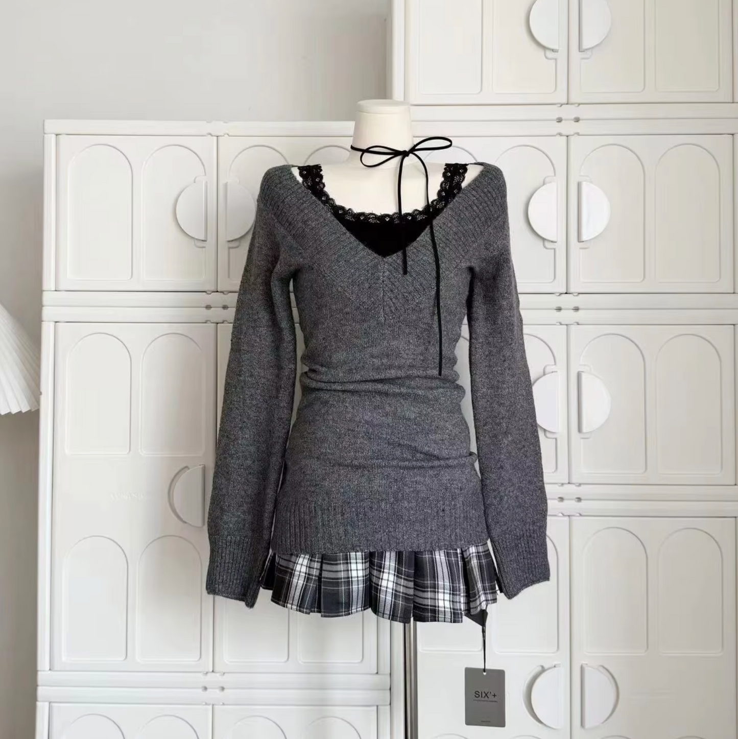 Stickad Dam Tröja V-ringad Långärmad Mjuk och Bekväm – Perfekt för Höst och Vinter 1