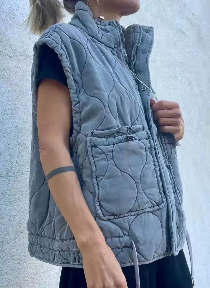 Eleganta Damklänningar i Höst- och Vinterstil - Fina Kvalitetsmaterial för Fest och Vardag 5