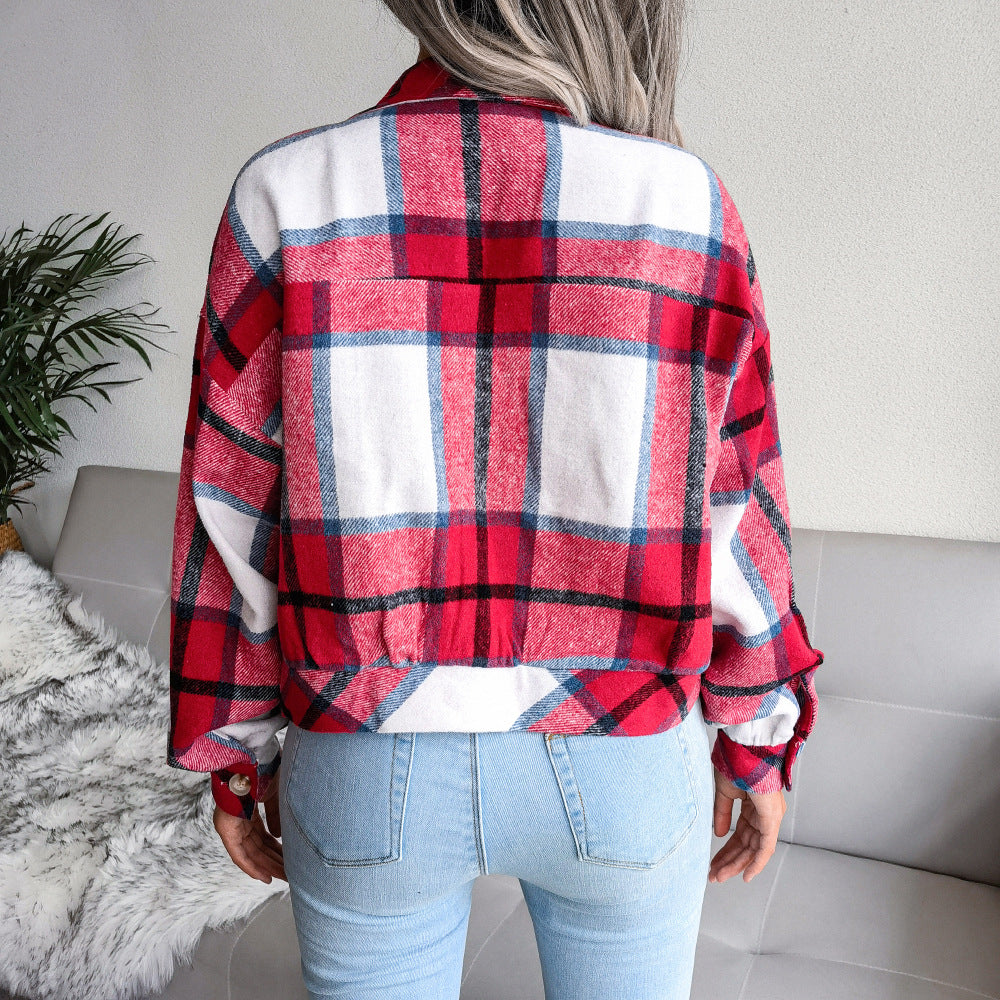 Damjacka med Blusliknande Design och Knappstängning – Lätt Material med Bröstfickor för Vår och Höst 5