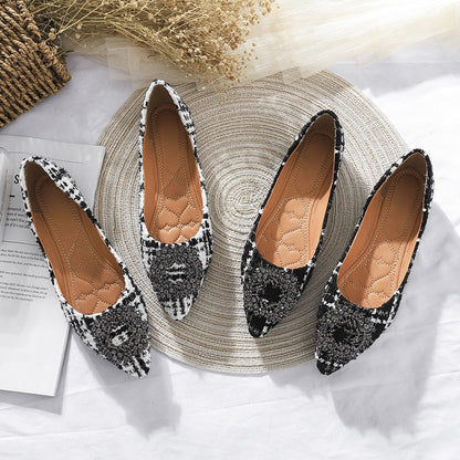 Kvinnors Ballerinas i Flock med Kristalldetaljer och Spetsig Tå-3