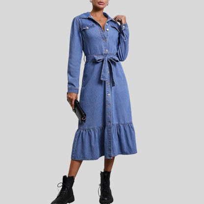 Midiklänning Dam i Jeans Skjorta Snitt med Ruffle-Nederkant – Tidlös och Feminin i Bomull 4