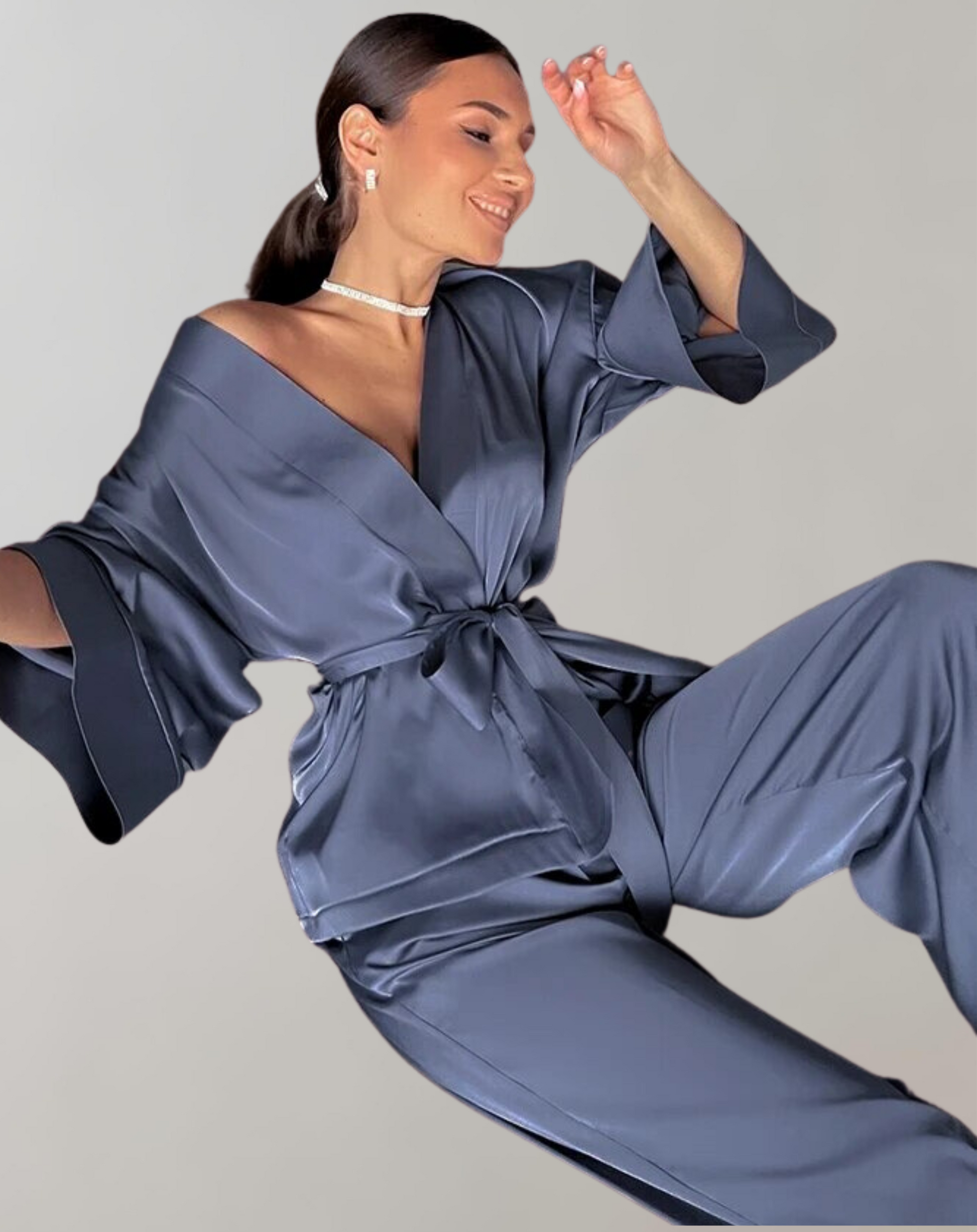 Dam Pyjamas Set med Lång Badrock och Sovplagg i Mjukt Material-5