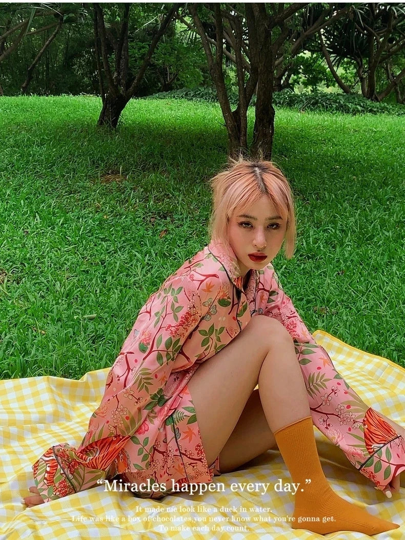 Dam Pyjamas Set med Tryckdesign i Polyester och Elegant Krage-2