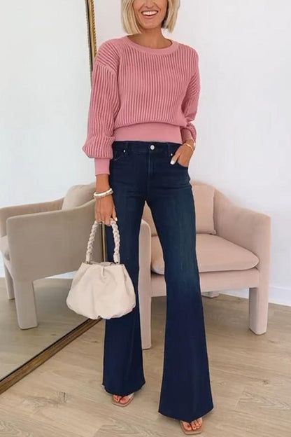 Stickad Dam Tröja med Runda Bakre Slitsar i Bomull och Polyester – Elegant och Trendig Stil för Vardagsbruk 2